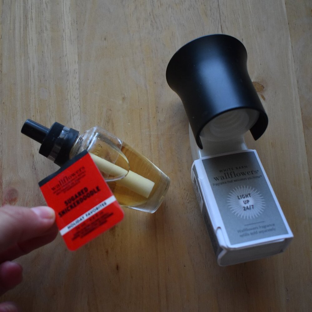 White Rain Wallflower Sugared Snickerdoodle Scent